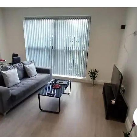Lovely 2-Bedrooms With Free Parking Canvey Island Ngoại thất bức ảnh