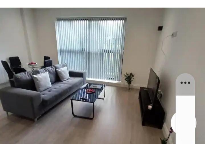 Lovely 2-Bedrooms With Free Parking Canvey Island Ngoại thất bức ảnh
