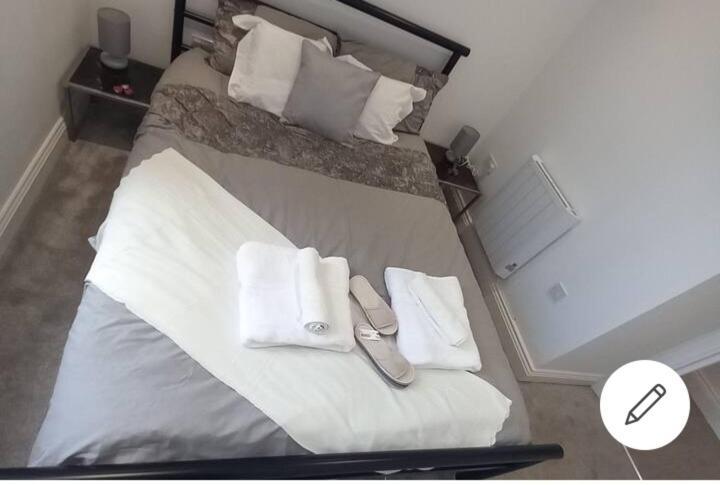 Lovely 2-Bedrooms With Free Parking Canvey Island Ngoại thất bức ảnh